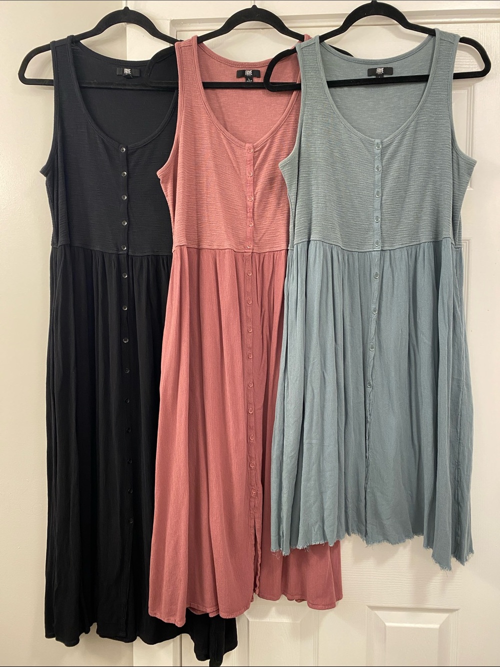 3 Frye Dresses Bundle Size L Button Front Sleeveless Tiered POCKETS Button-Front